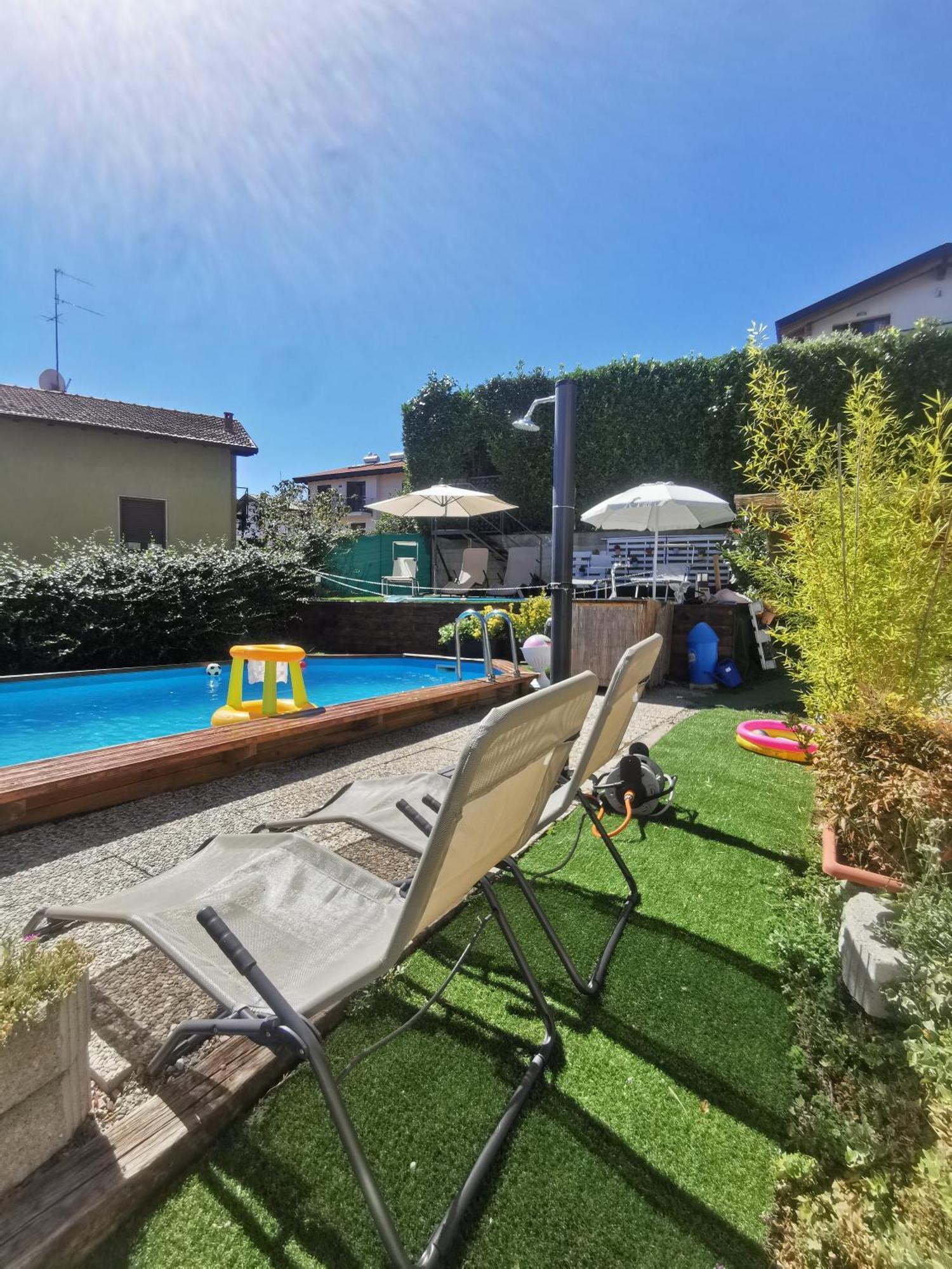 Апартаменти Casa Charlie Arcisate Номер фото